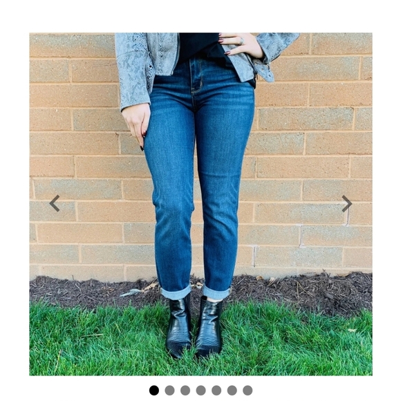 Judy Blue slim cut boyfriend jeans 16W - Picture 5 of 8